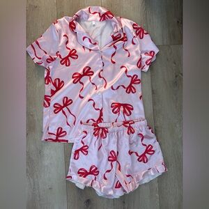 Women’s satin pink pajamas with red bows size small